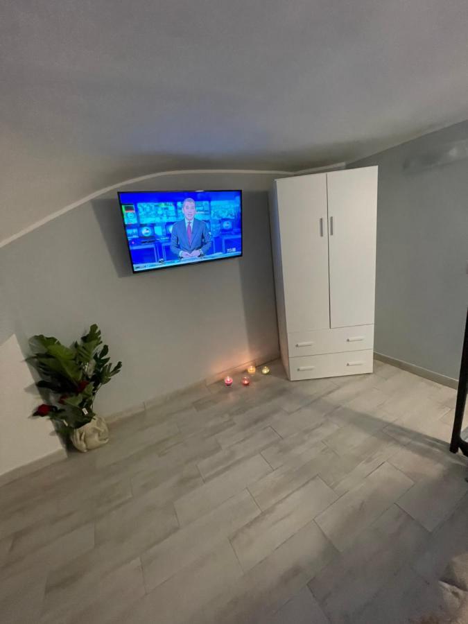 Mary House Spacca Napoli Bagian luar foto