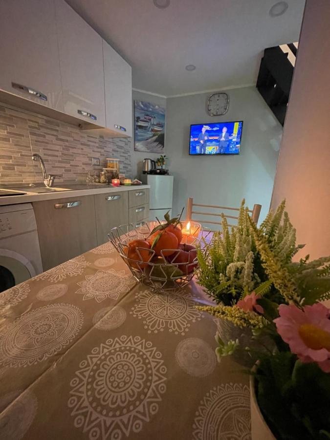 Mary House Spacca Napoli Bagian luar foto
